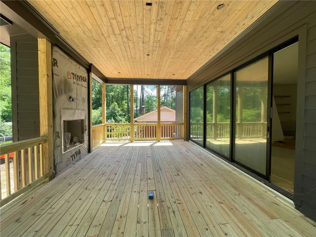 4905 Northway Drive, Sandy Springs, Georgia 30342, 6 Bedrooms Bedrooms, ,6 BathroomsBathrooms,Residential,Sold,4905 Northway Drive,7205564