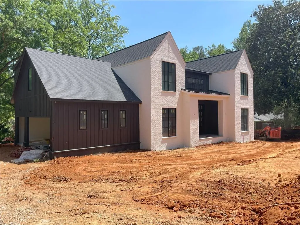 4905 Northway Drive, Sandy Springs, Georgia 30342, 6 Bedrooms Bedrooms, ,6 BathroomsBathrooms,Residential,Sold,4905 Northway Drive,7205564