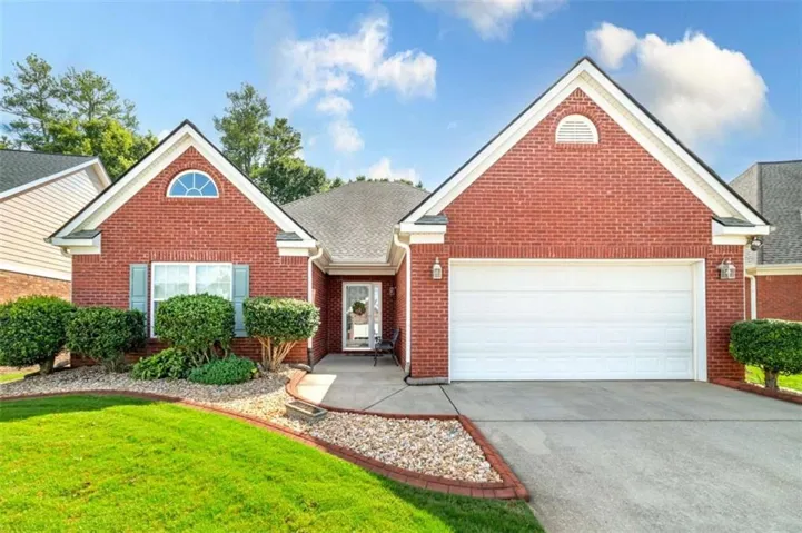 125 Pinnacle Lane, Mcdonough, Georgia 30253