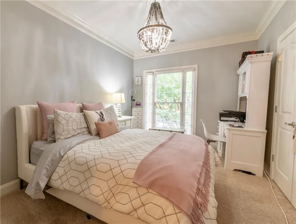 5458 Battery Lane, Atlanta, Georgia 30342, 4 Bedrooms Bedrooms, ,4 BathroomsBathrooms,Residential,Sold,5458 Battery Lane,6739522