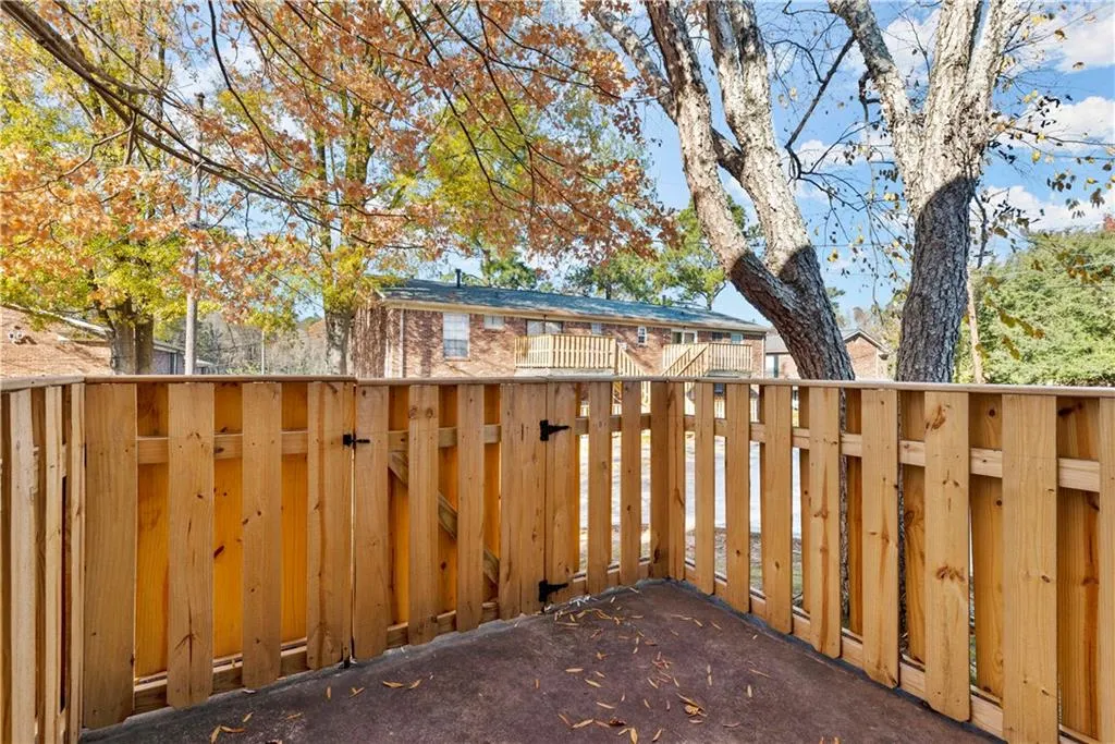 5623 Kingsport Drive Unit 9, Atlanta, Georgia 30342, 2 Bedrooms Bedrooms, ,1 BathroomBathrooms,Residential,Sold,5623 Kingsport Drive Unit 9,6968145