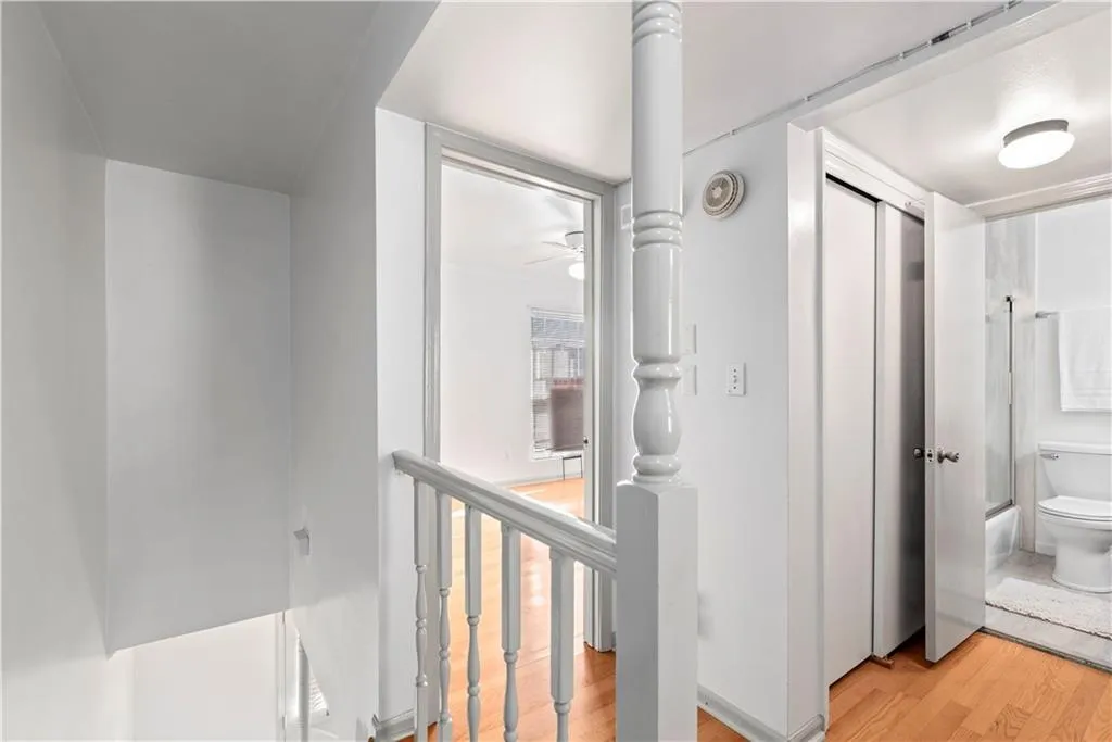 5623 Kingsport Drive Unit 9, Atlanta, Georgia 30342, 2 Bedrooms Bedrooms, ,1 BathroomBathrooms,Residential,Sold,5623 Kingsport Drive Unit 9,6968145
