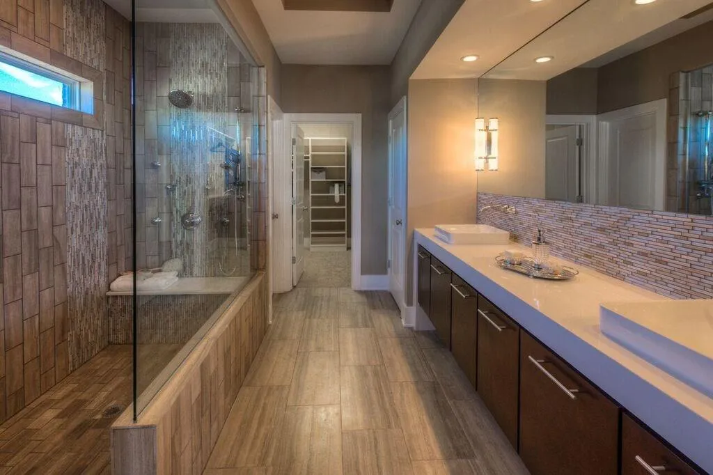 60 Yorkshire Place Unit 4, Sandy Springs, Georgia 30328, 3 Bedrooms Bedrooms, ,3 BathroomsBathrooms,Residential,Sold,60 Yorkshire Place Unit 4,5655250