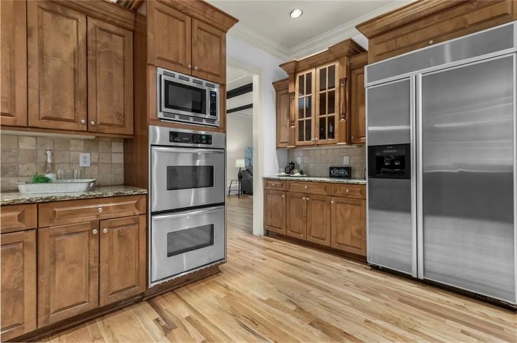 175 Trimble Crest Drive, Sandy Springs, Georgia 30342, 6 Bedrooms Bedrooms, ,6 BathroomsBathrooms,Residential,Sold,175 Trimble Crest Drive,7127348