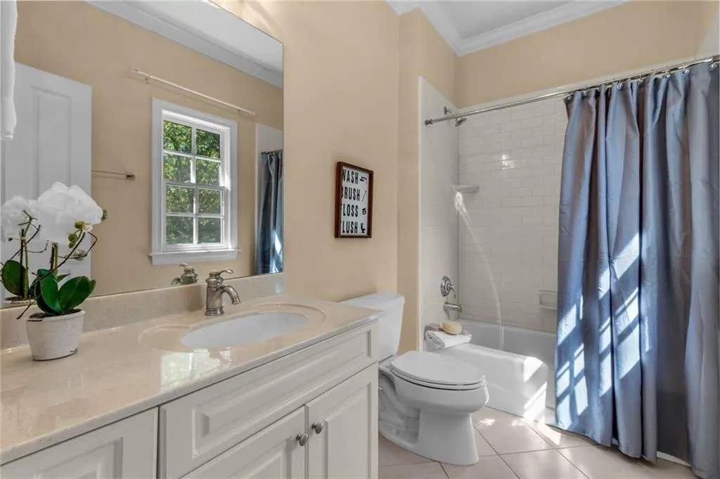 175 Trimble Crest Drive, Sandy Springs, Georgia 30342, 6 Bedrooms Bedrooms, ,6 BathroomsBathrooms,Residential,Sold,175 Trimble Crest Drive,7127348