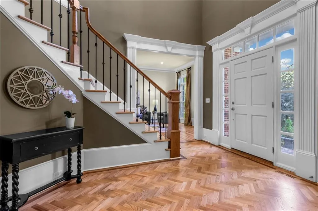 175 Trimble Crest Drive, Sandy Springs, Georgia 30342, 6 Bedrooms Bedrooms, ,6 BathroomsBathrooms,Residential,Sold,175 Trimble Crest Drive,7127348