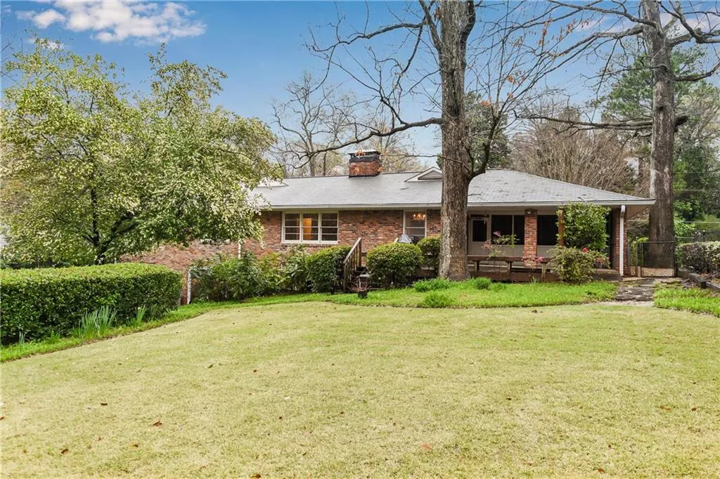 455 Forest Valley Road, Sandy Springs, Georgia 30342, 5 Bedrooms Bedrooms, ,3 BathroomsBathrooms,Residential,Sold,455 Forest Valley Road,6699212