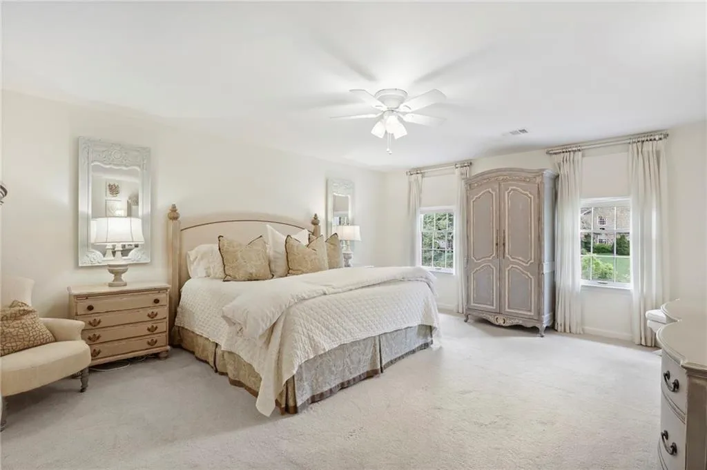 770 Weatherly Lane, Atlanta, Georgia 30328, 5 Bedrooms Bedrooms, ,2 BathroomsBathrooms,Residential,Sold,770 Weatherly Lane,6880981