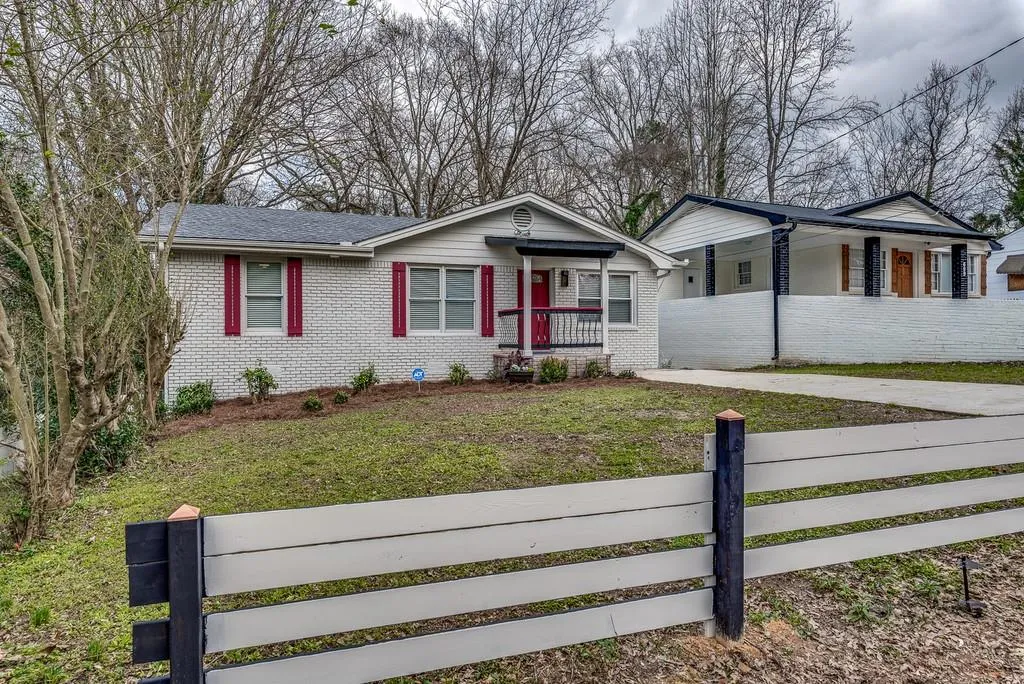 705 Cedar Avenue Nw, Atlanta, Georgia 30318, 4 Bedrooms Bedrooms, ,2 BathroomsBathrooms,Residential,Sold,705 Cedar Avenue Nw,6501896
