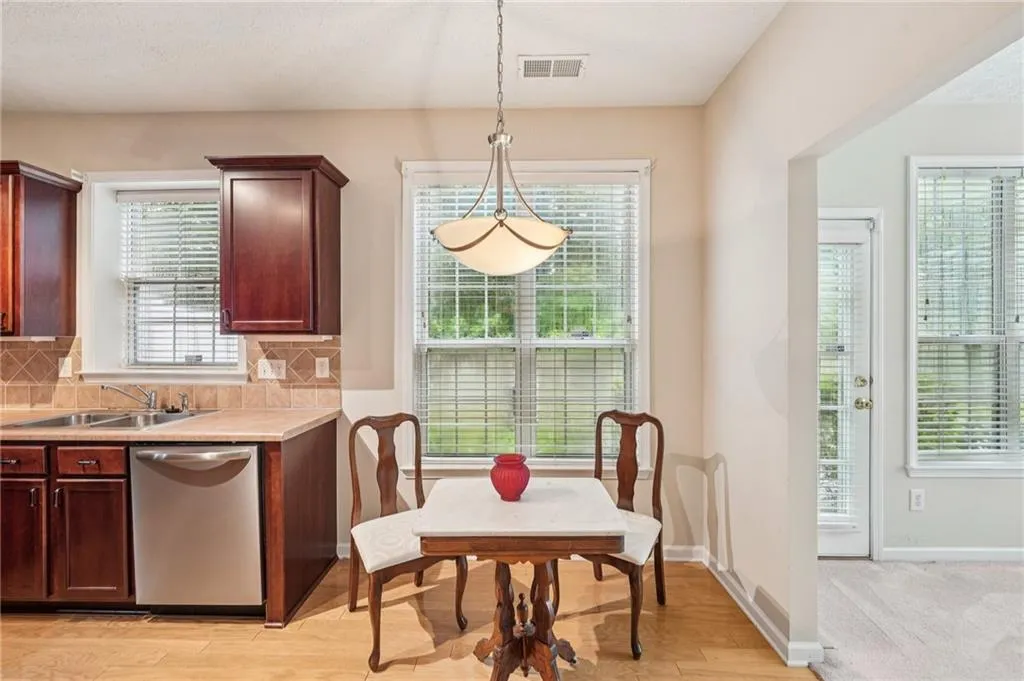 1640 Jackson Way Nw, Atlanta, Georgia 30318, 2 Bedrooms Bedrooms, ,2 BathroomsBathrooms,Residential,For Sale,1640 Jackson Way Nw,7624973