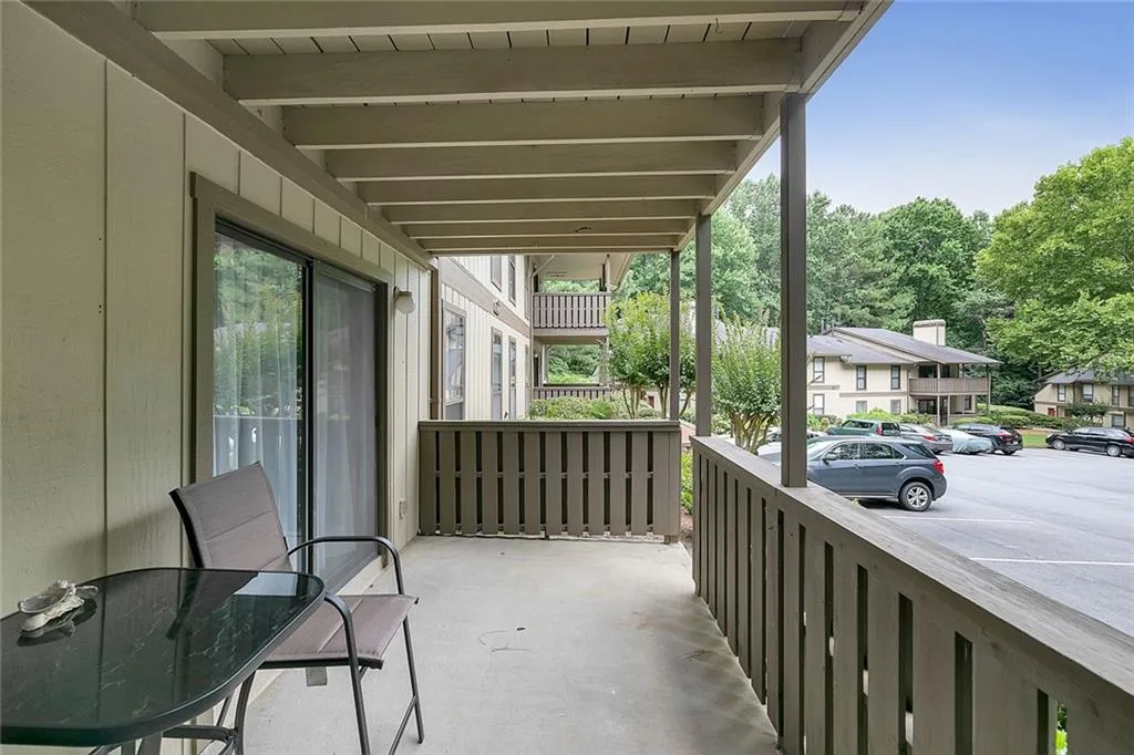 1402 Woodcliff Drive, Sandy Springs, Georgia 30350, 1 Bedroom Bedrooms, ,1 BathroomBathrooms,Residential,Sold,1402 Woodcliff Drive,6912190