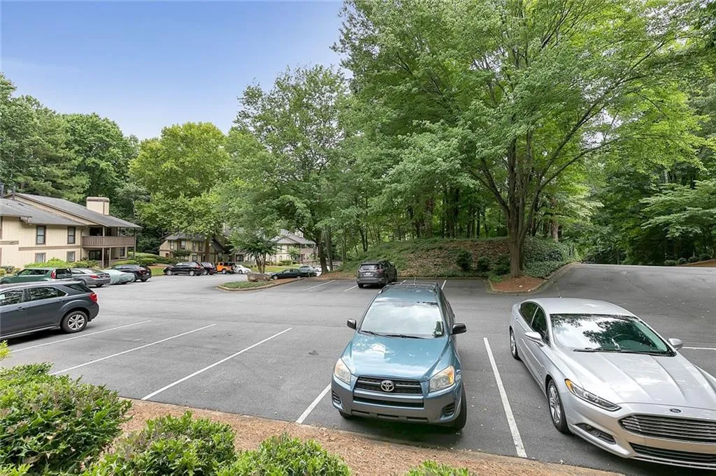 1402 Woodcliff Drive, Sandy Springs, Georgia 30350, 1 Bedroom Bedrooms, ,1 BathroomBathrooms,Residential,Sold,1402 Woodcliff Drive,6912190