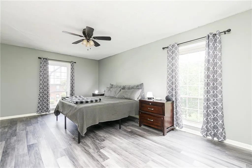 6851 Roswell Road Ne Unit L9, Sandy Springs, Georgia 30328, 3 Bedrooms Bedrooms, ,2 BathroomsBathrooms,Residential,Sold,6851 Roswell Road Ne Unit L9,7226169