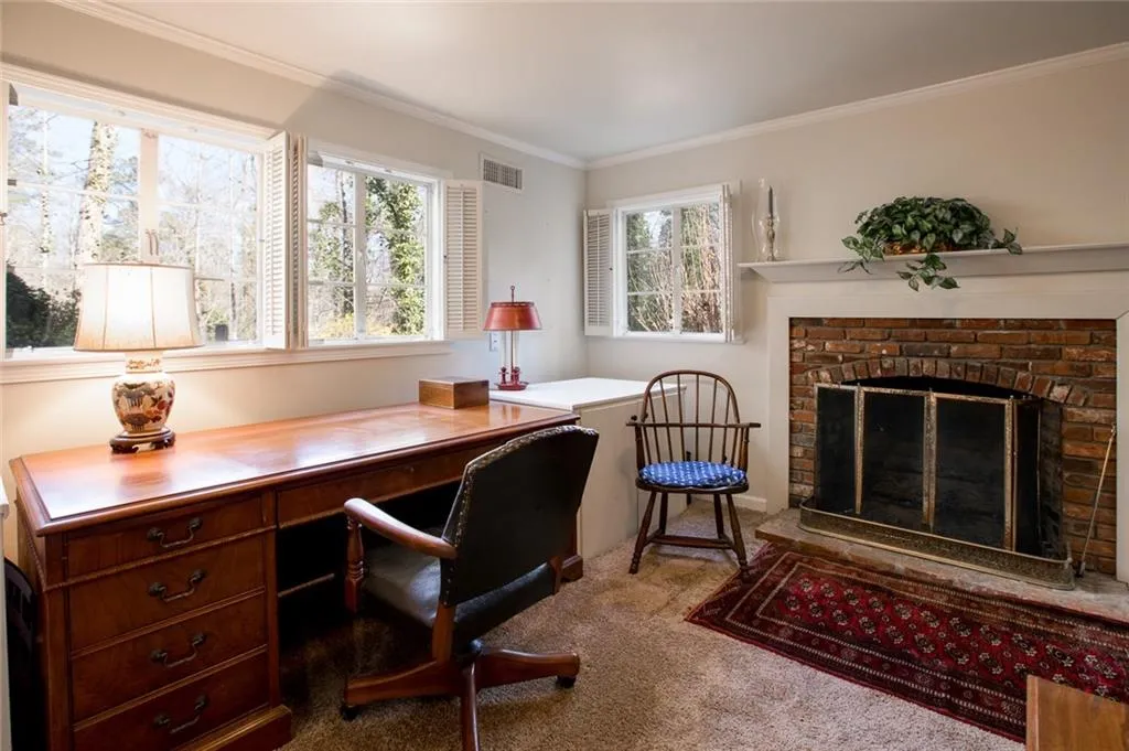 4825 Woodvale Drive Nw, Atlanta, Georgia 30327, 6 Bedrooms Bedrooms, ,6 BathroomsBathrooms,Residential,Sold,4825 Woodvale Drive Nw,5980428