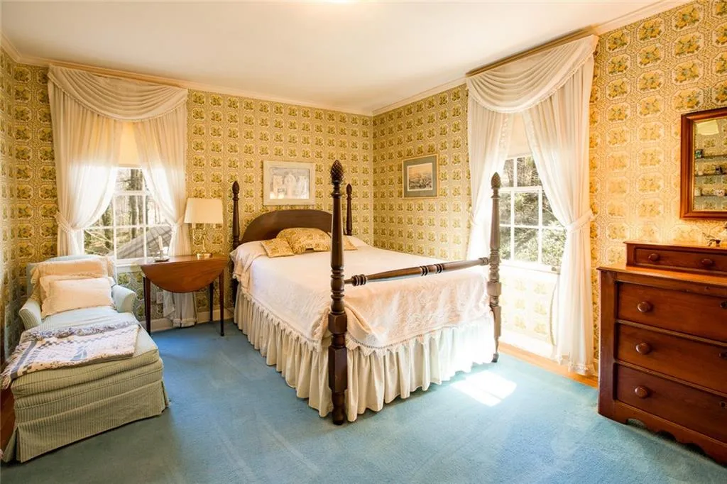 4825 Woodvale Drive Nw, Atlanta, Georgia 30327, 6 Bedrooms Bedrooms, ,6 BathroomsBathrooms,Residential,Sold,4825 Woodvale Drive Nw,5980428