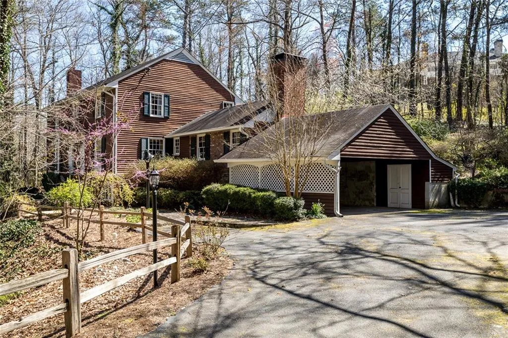 4825 Woodvale Drive Nw, Atlanta, Georgia 30327, 6 Bedrooms Bedrooms, ,6 BathroomsBathrooms,Residential,Sold,4825 Woodvale Drive Nw,5980428 4825 Woodvale Drive Nw, Atlanta, Georgia 30327, 6 Bedrooms Bedrooms, ,6 BathroomsBathrooms,Residential,Sold,4825 Woodvale Drive Nw,5980428