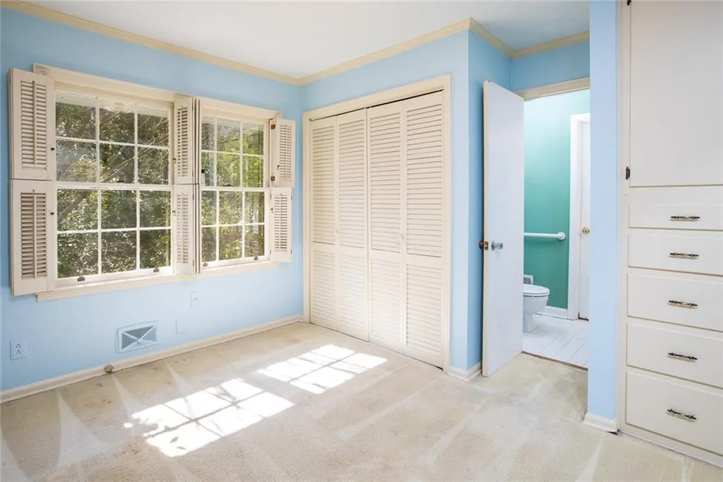 4825 Woodvale Drive Nw, Atlanta, Georgia 30327, 6 Bedrooms Bedrooms, ,6 BathroomsBathrooms,Residential,Sold,4825 Woodvale Drive Nw,5980428