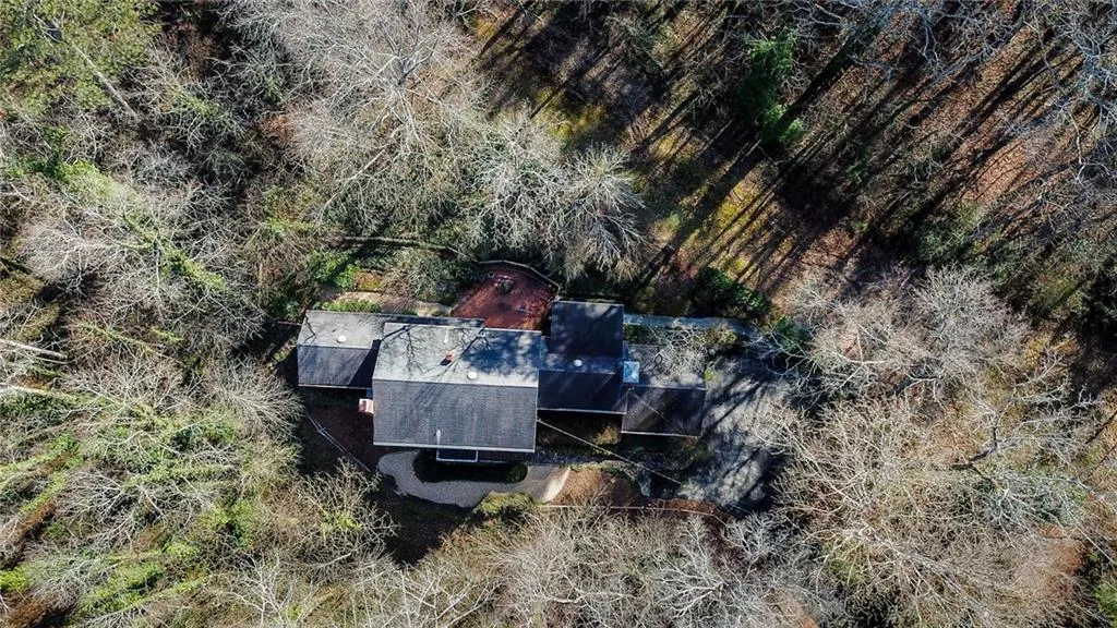 4825 Woodvale Drive Nw, Atlanta, Georgia 30327, 6 Bedrooms Bedrooms, ,6 BathroomsBathrooms,Residential,Sold,4825 Woodvale Drive Nw,5980428