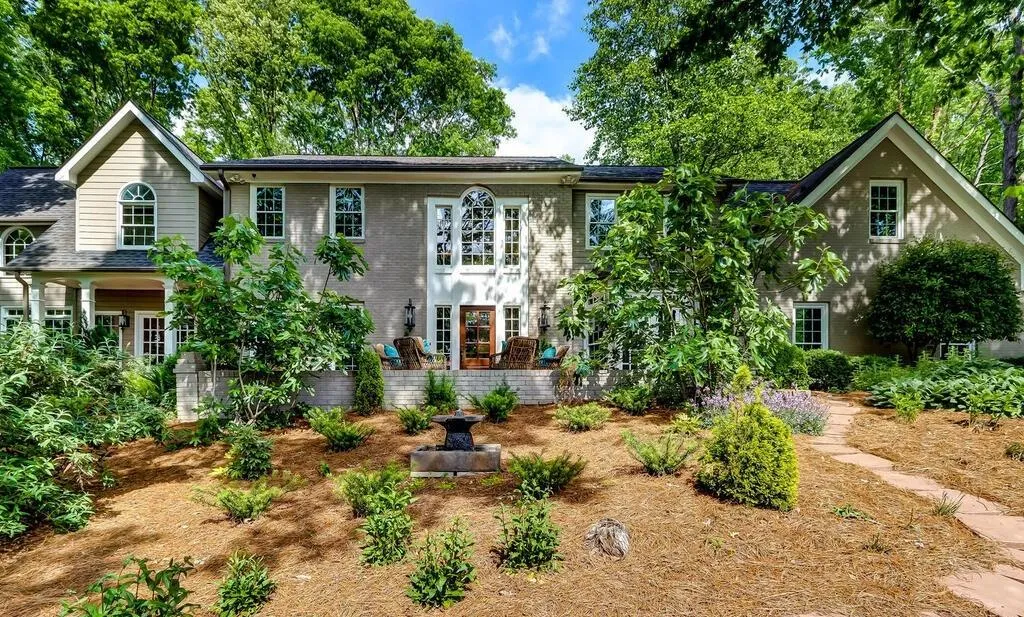 9460 Huntcliff Trce, Sandy Springs, Georgia 30350, 6 Bedrooms Bedrooms, ,4 BathroomsBathrooms,Residential,Sold,9460 Huntcliff Trce,6876731