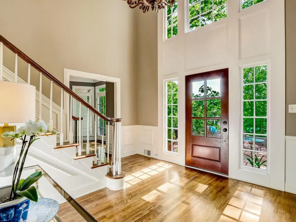 9460 Huntcliff Trce, Sandy Springs, Georgia 30350, 6 Bedrooms Bedrooms, ,4 BathroomsBathrooms,Residential,Sold,9460 Huntcliff Trce,6876731