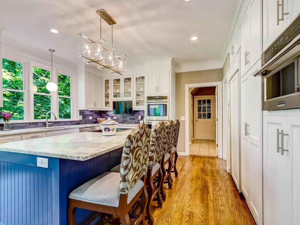 9460 Huntcliff Trce, Sandy Springs, Georgia 30350, 6 Bedrooms Bedrooms, ,4 BathroomsBathrooms,Residential,Sold,9460 Huntcliff Trce,6876731