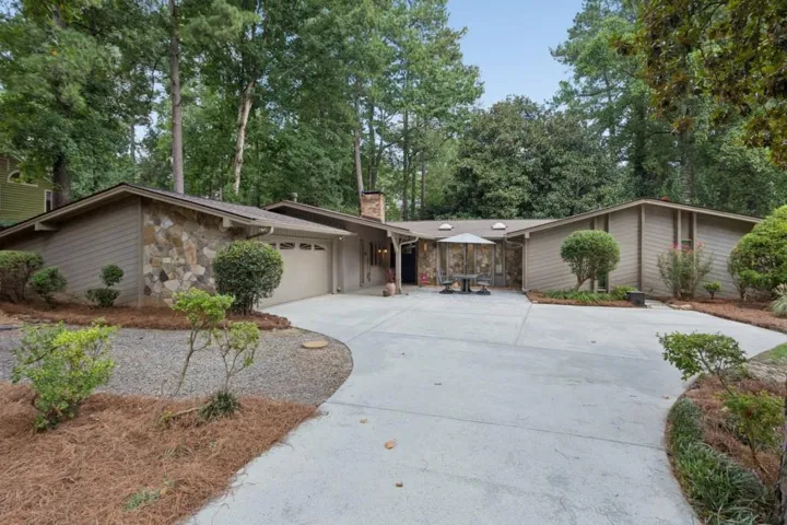 3175 Hunterdon Court, Marietta, Georgia 30067