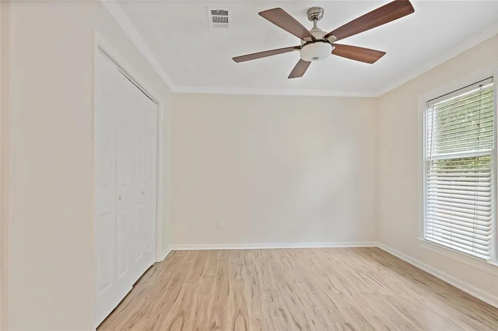 911 Hollyfax Circle Ne, Atlanta, Georgia 30328, 2 Bedrooms Bedrooms, ,2 BathroomsBathrooms,Residential,For Sale,911 Hollyfax Circle Ne,7726025