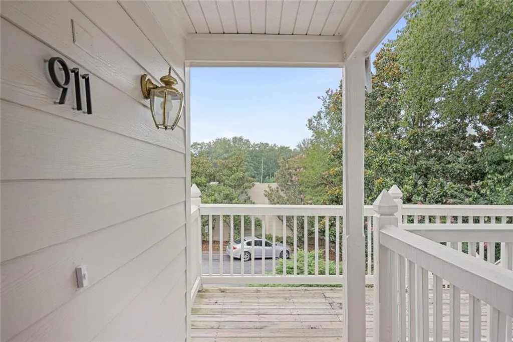 911 Hollyfax Circle Ne, Atlanta, Georgia 30328, 2 Bedrooms Bedrooms, ,2 BathroomsBathrooms,Residential,For Sale,911 Hollyfax Circle Ne,7726025