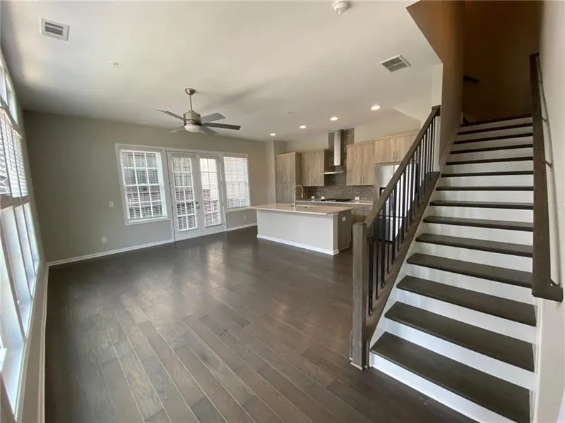 6615 Sterling Drive Drive Unit 653, Sandy Springs, Georgia 30328, 1 Bedroom Bedrooms, ,1 BathroomBathrooms,Residential,Sold,6615 Sterling Drive Drive Unit 653,6651709