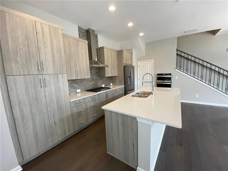 6615 Sterling Drive Drive Unit 653, Sandy Springs, Georgia 30328, 1 Bedroom Bedrooms, ,1 BathroomBathrooms,Residential,Sold,6615 Sterling Drive Drive Unit 653,6651709