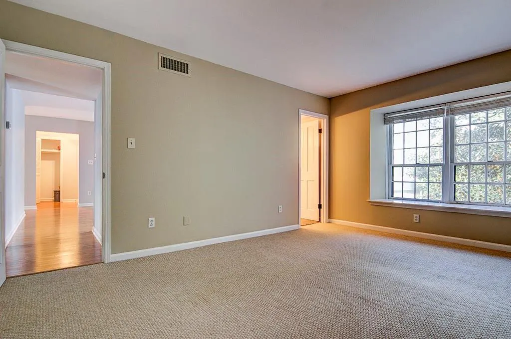 139 Woodmere Square Unit -, Atlanta, Georgia 30327, 2 Bedrooms Bedrooms, ,2 BathroomsBathrooms,Residential,Sold,139 Woodmere Square Unit -,5800553