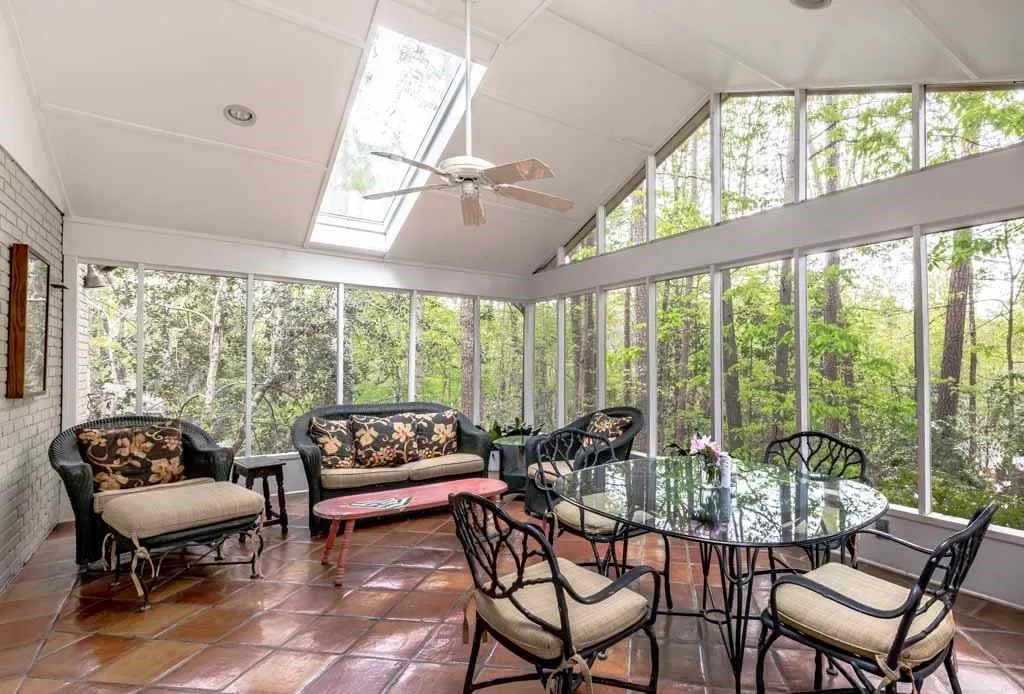 1060 Mountain Creek Trail, Sandy Springs, Georgia 30328, 4 Bedrooms Bedrooms, ,3 BathroomsBathrooms,Residential,Sold,1060 Mountain Creek Trail,7200622