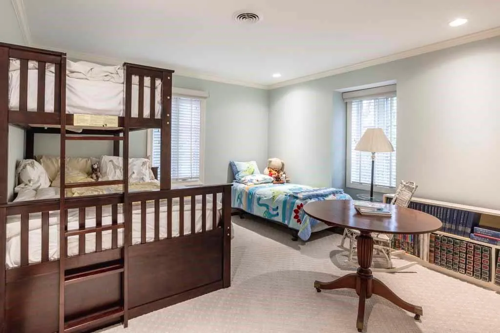 1060 Mountain Creek Trail, Sandy Springs, Georgia 30328, 4 Bedrooms Bedrooms, ,3 BathroomsBathrooms,Residential,Sold,1060 Mountain Creek Trail,7200622