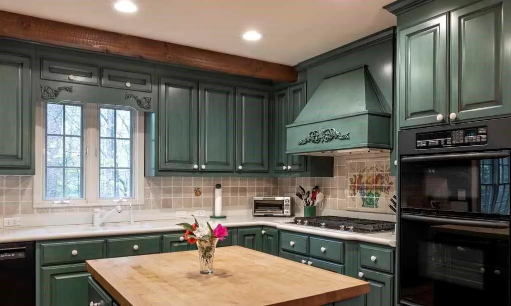 1060 Mountain Creek Trail, Sandy Springs, Georgia 30328, 4 Bedrooms Bedrooms, ,3 BathroomsBathrooms,Residential,Sold,1060 Mountain Creek Trail,7200622