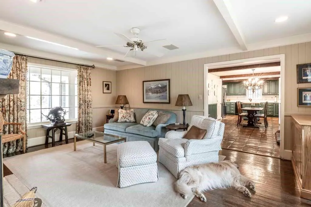 1060 Mountain Creek Trail, Sandy Springs, Georgia 30328, 4 Bedrooms Bedrooms, ,3 BathroomsBathrooms,Residential,Sold,1060 Mountain Creek Trail,7200622