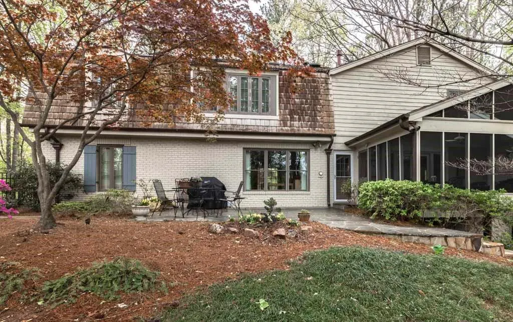 1060 Mountain Creek Trail, Sandy Springs, Georgia 30328, 4 Bedrooms Bedrooms, ,3 BathroomsBathrooms,Residential,Sold,1060 Mountain Creek Trail,7200622