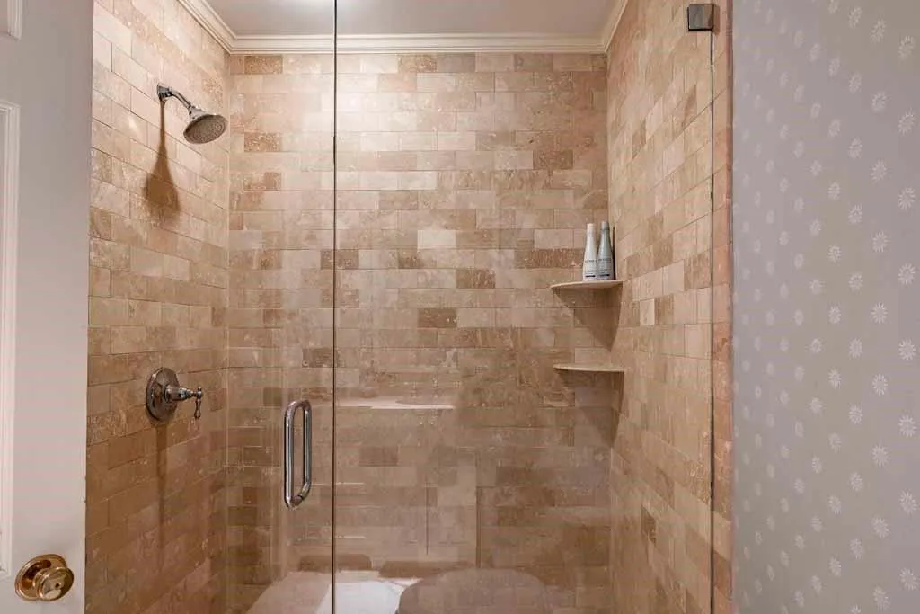 1060 Mountain Creek Trail, Sandy Springs, Georgia 30328, 4 Bedrooms Bedrooms, ,3 BathroomsBathrooms,Residential,Sold,1060 Mountain Creek Trail,7200622