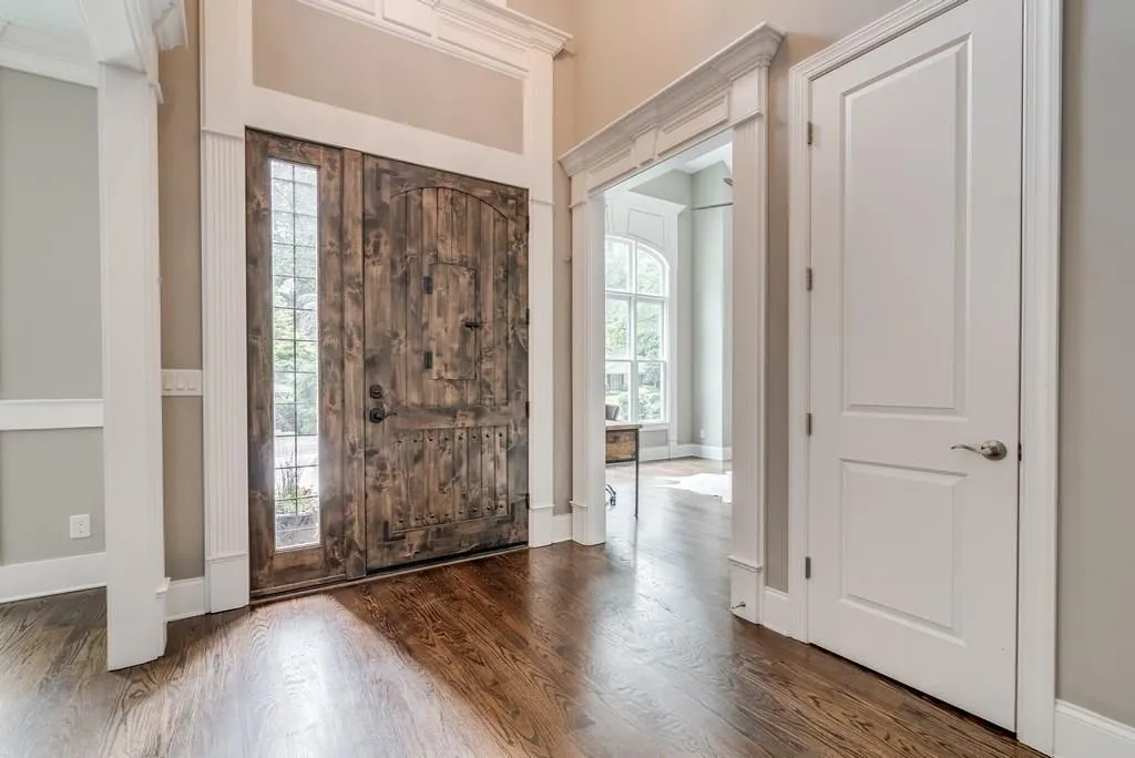 20 W Belle Isle Road, Sandy Springs, Georgia 30342, 5 Bedrooms Bedrooms, ,4 BathroomsBathrooms,Residential,Sold,20 W Belle Isle Road,6096099