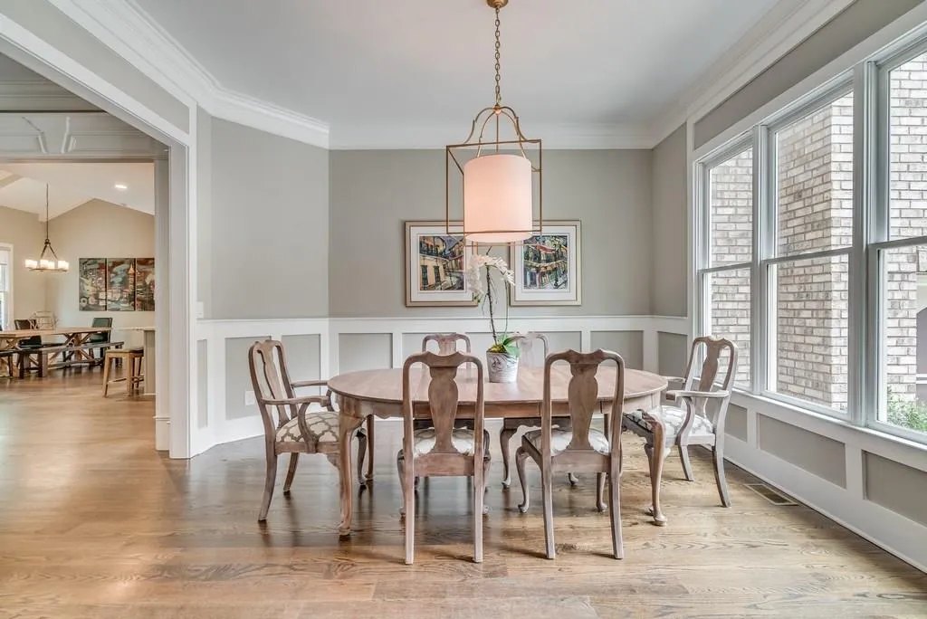 20 W Belle Isle Road, Sandy Springs, Georgia 30342, 5 Bedrooms Bedrooms, ,4 BathroomsBathrooms,Residential,Sold,20 W Belle Isle Road,6096099
