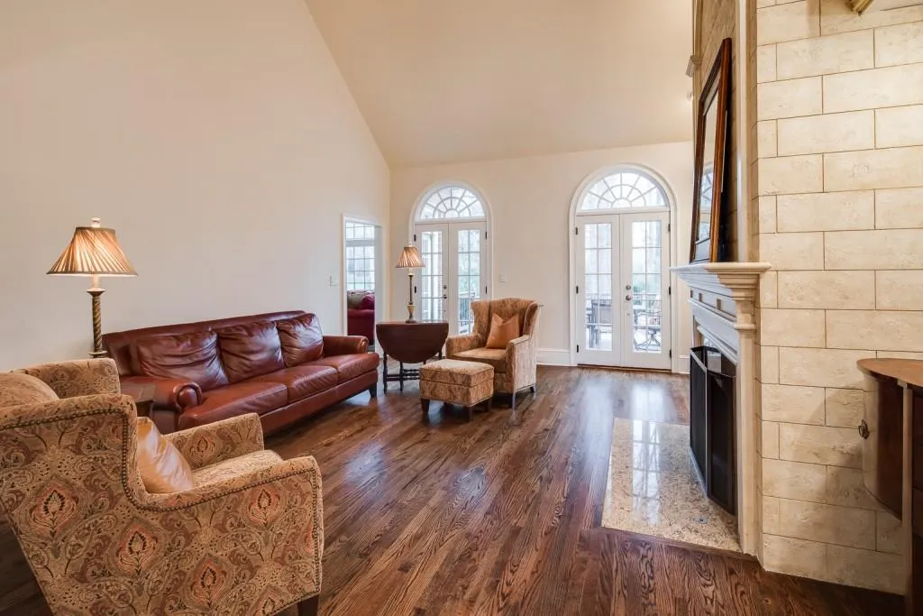 570 Avignon Court, Sandy Springs, Georgia 30350, 4 Bedrooms Bedrooms, ,3 BathroomsBathrooms,Residential,Sold,570 Avignon Court,6675596