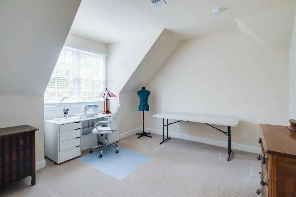 570 Avignon Court, Sandy Springs, Georgia 30350, 4 Bedrooms Bedrooms, ,3 BathroomsBathrooms,Residential,Sold,570 Avignon Court,6675596