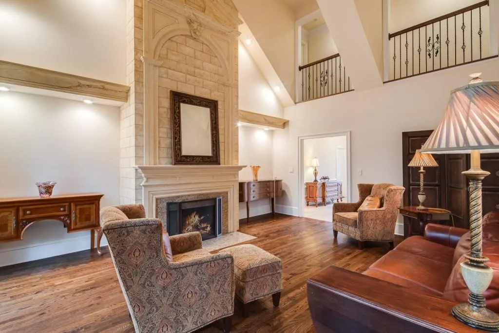 570 Avignon Court, Sandy Springs, Georgia 30350, 4 Bedrooms Bedrooms, ,3 BathroomsBathrooms,Residential,Sold,570 Avignon Court,6675596