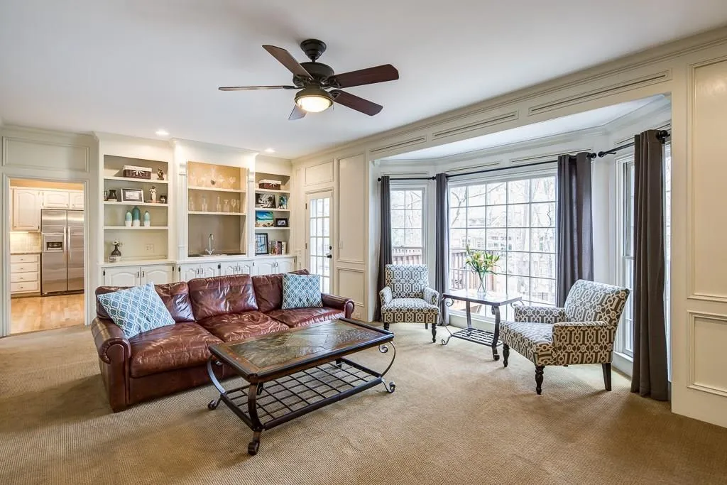 7615 Wolf Brook Drive, Sandy Springs, Georgia 30350, 5 Bedrooms Bedrooms, ,4 BathroomsBathrooms,Residential,Sold,7615 Wolf Brook Drive,6514029