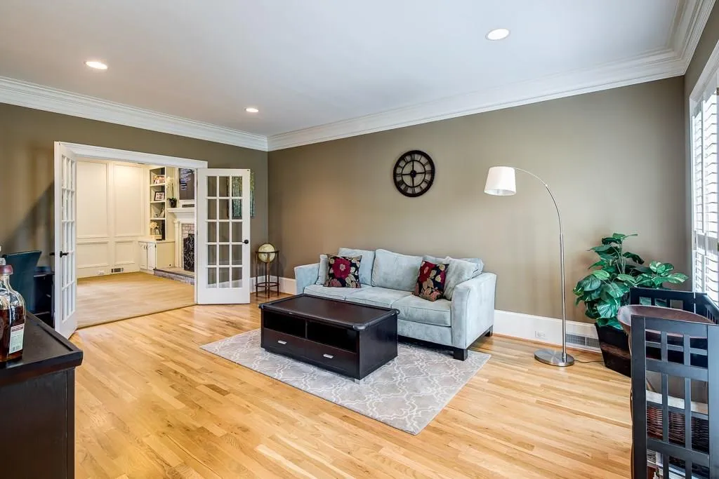 7615 Wolf Brook Drive, Sandy Springs, Georgia 30350, 5 Bedrooms Bedrooms, ,4 BathroomsBathrooms,Residential,Sold,7615 Wolf Brook Drive,6514029