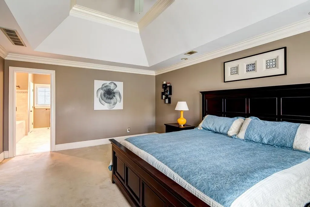 7615 Wolf Brook Drive, Sandy Springs, Georgia 30350, 5 Bedrooms Bedrooms, ,4 BathroomsBathrooms,Residential,Sold,7615 Wolf Brook Drive,6514029