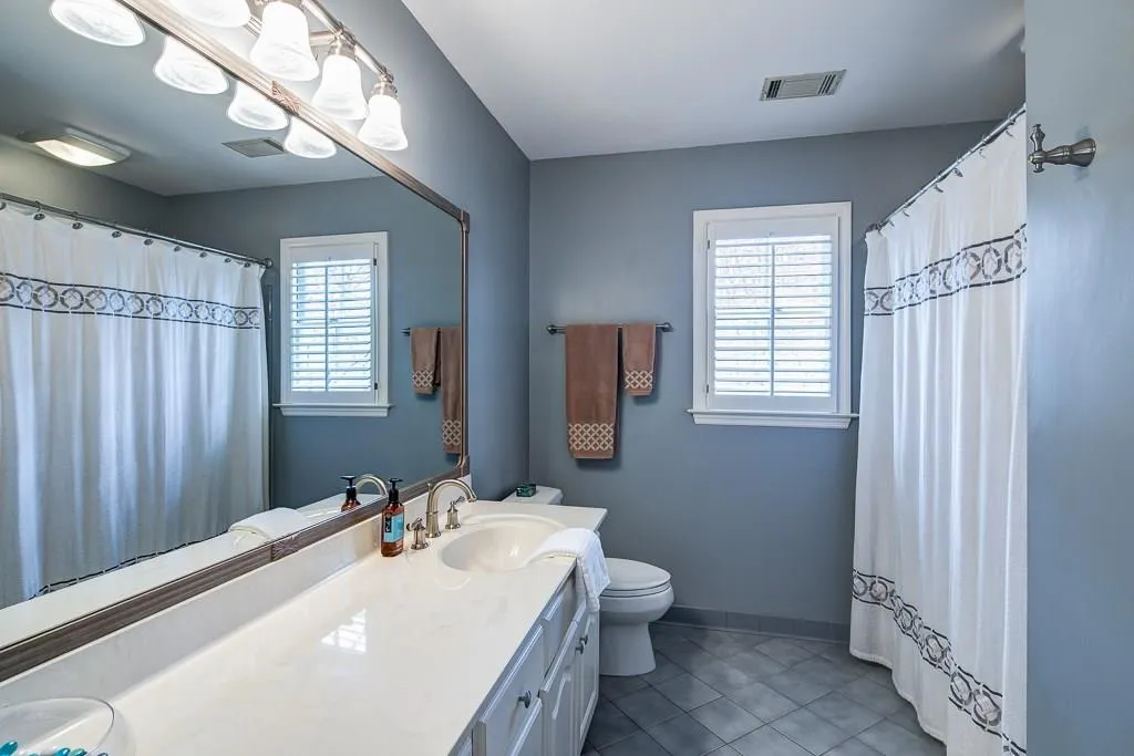 7615 Wolf Brook Drive, Sandy Springs, Georgia 30350, 5 Bedrooms Bedrooms, ,4 BathroomsBathrooms,Residential,Sold,7615 Wolf Brook Drive,6514029