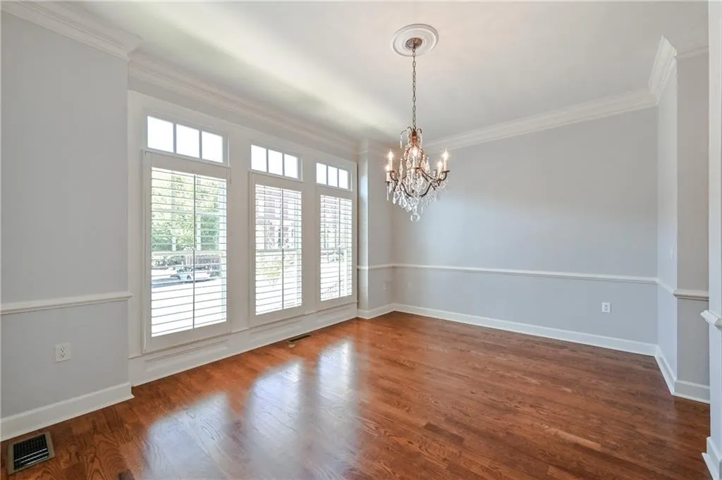 211 Riversgate Drive, Atlanta, Georgia 30339, 3 Bedrooms Bedrooms, ,3 BathroomsBathrooms,Residential,Sold,211 Riversgate Drive,6797108