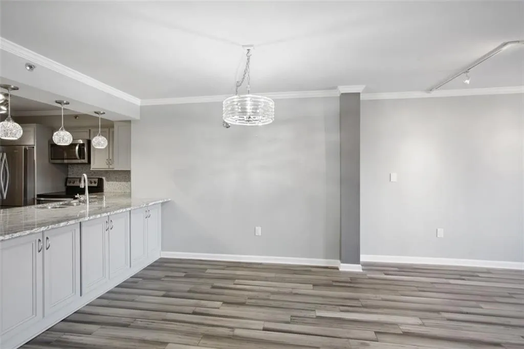 795 Hammond Drive Unit 501, Atlanta, Georgia 30328, 2 Bedrooms Bedrooms, ,1 BathroomBathrooms,Residential,Sold,795 Hammond Drive Unit 501,6974766