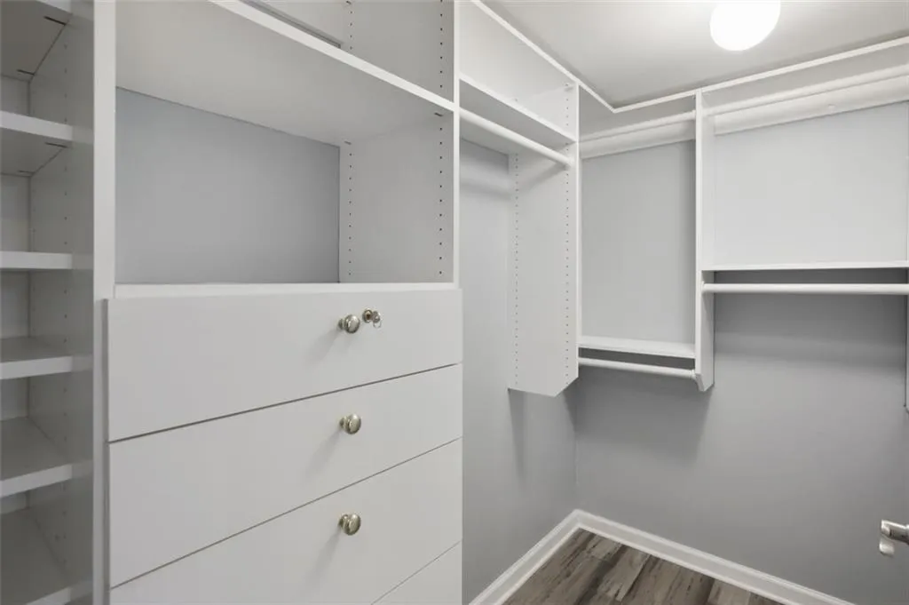 795 Hammond Drive Unit 501, Atlanta, Georgia 30328, 2 Bedrooms Bedrooms, ,1 BathroomBathrooms,Residential,Sold,795 Hammond Drive Unit 501,6974766