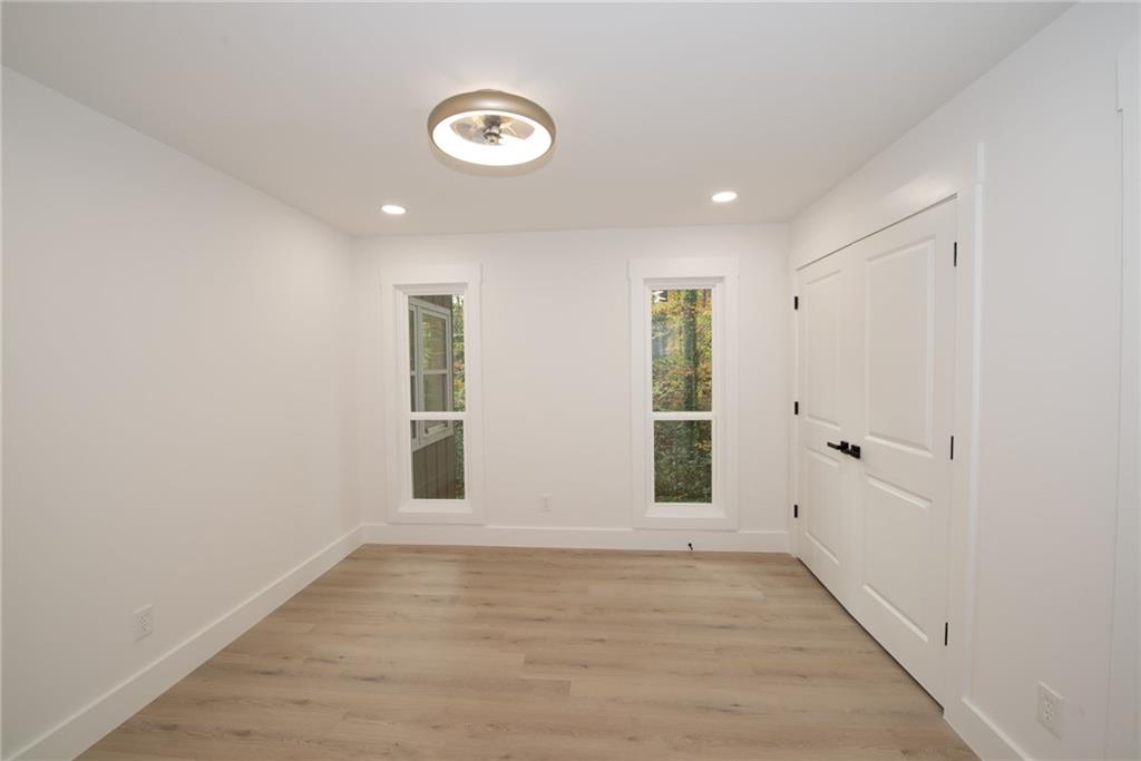 5143 Roswell Road Unit 2, Sandy Springs, Georgia 30342, 2 Bedrooms Bedrooms, ,2 BathroomsBathrooms,Residential,Sold,5143 Roswell Road Unit 2,7303460